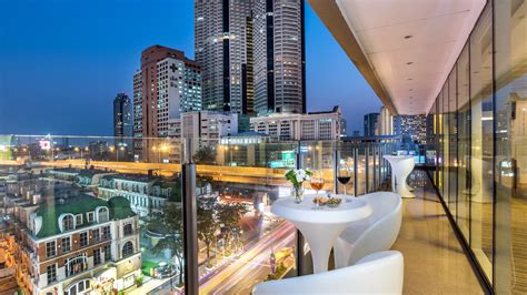 novotel bangkok silom road.